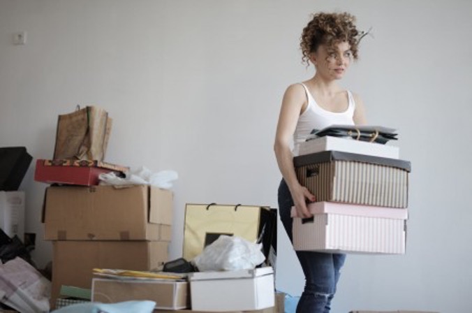 How To Declutter Before A Move